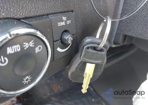 2010 Chevrolet Traverse Lt z USA, uszkodzony, nr VIN 1GNLRGED5AJ247220